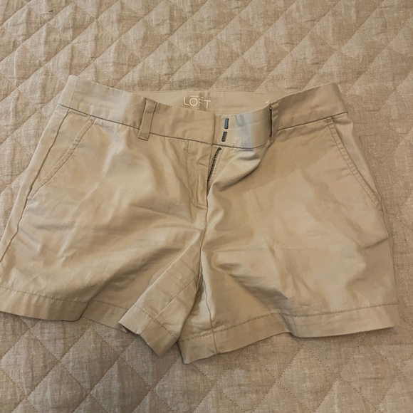 Ann Taylor Loft Riviera Shorts in Doubleweave - Picture 2 of 4